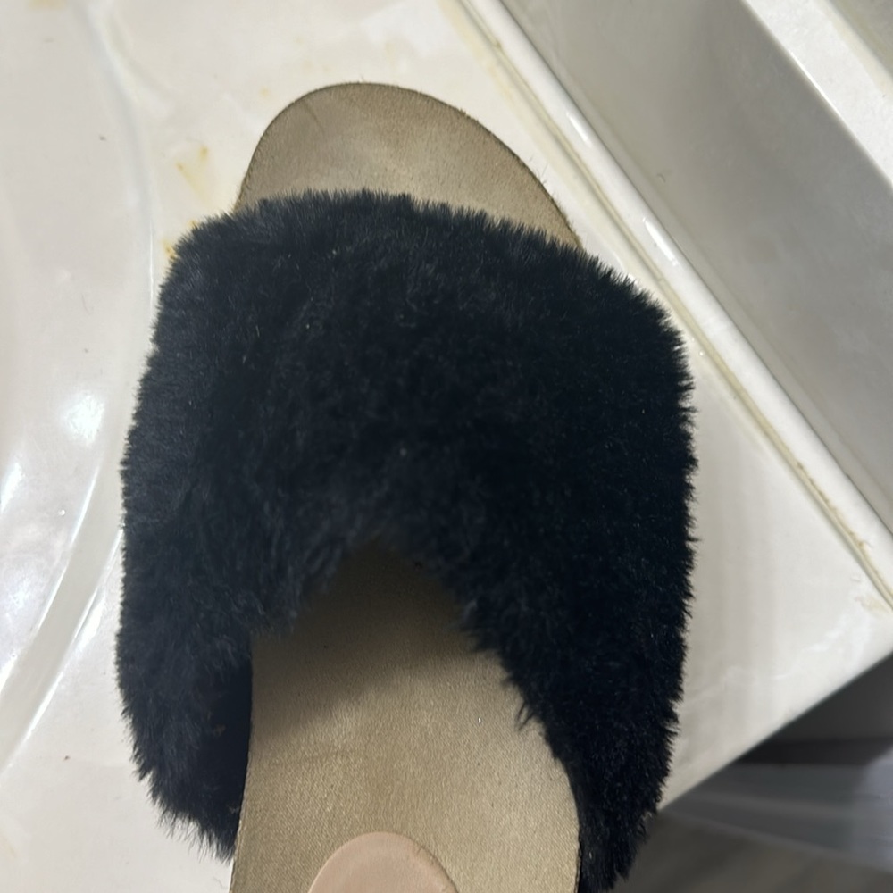 Shoes - Picture 3 of 3